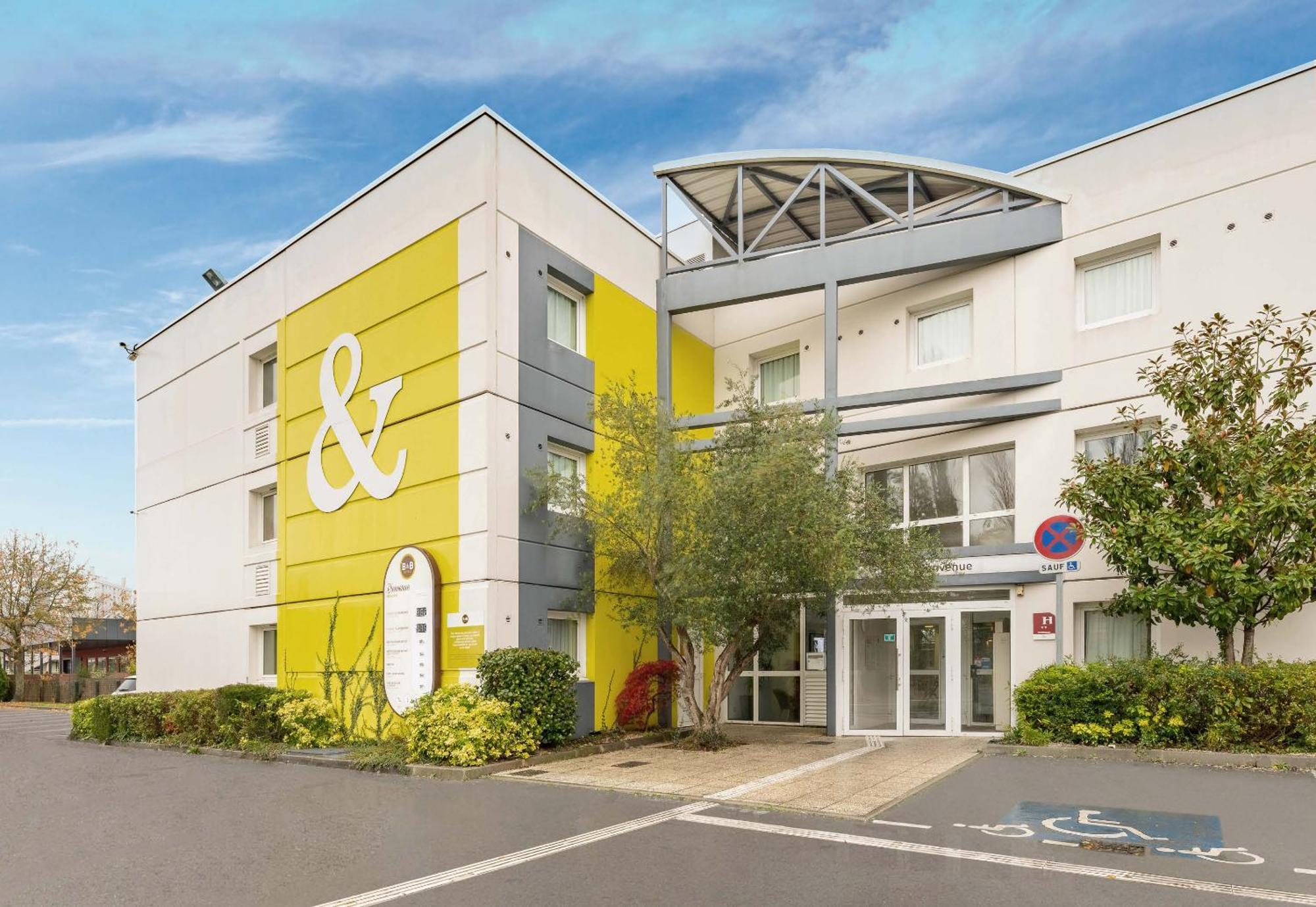 B&B HOTEL Douai Parc Des Expos Cuincy Exterior foto